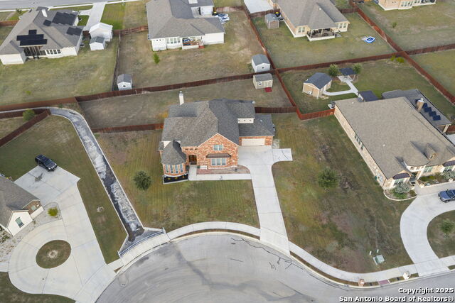 Listing photo id 43 for 7008 Derek Ct