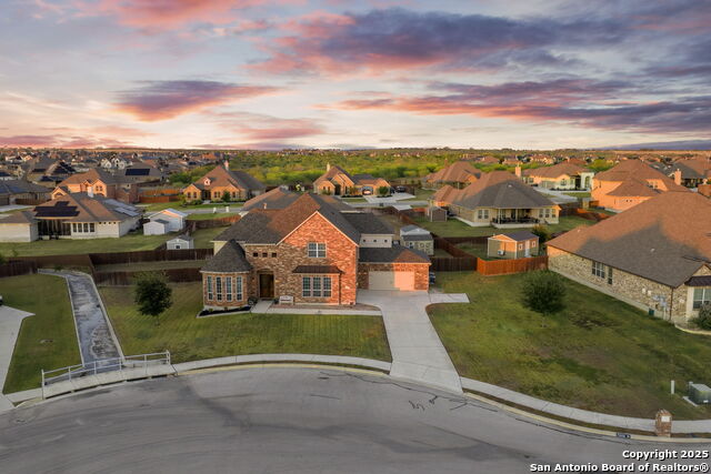 Listing photo id 44 for 7008 Derek Ct