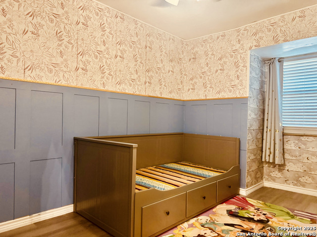 Image 16 of 22 For 6526 Spring Manor