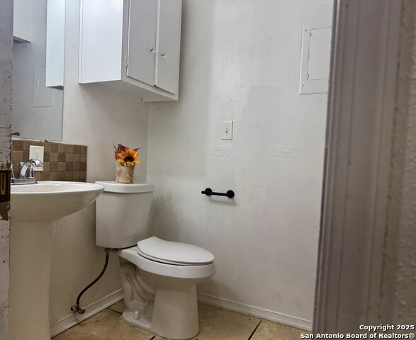 Image 19 of 22 For 6526 Spring Manor