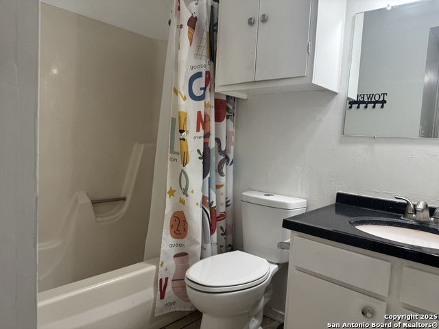 Image 20 of 22 For 6526 Spring Manor