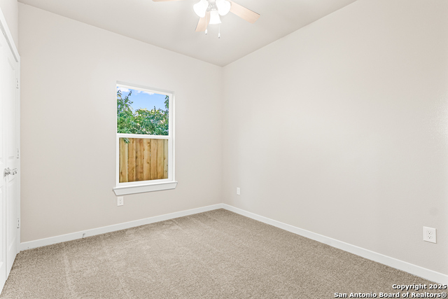 Image 13 of 38 For 847 Porter St