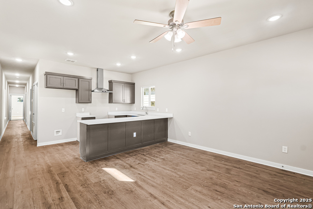 Image 19 of 38 For 847 Porter St