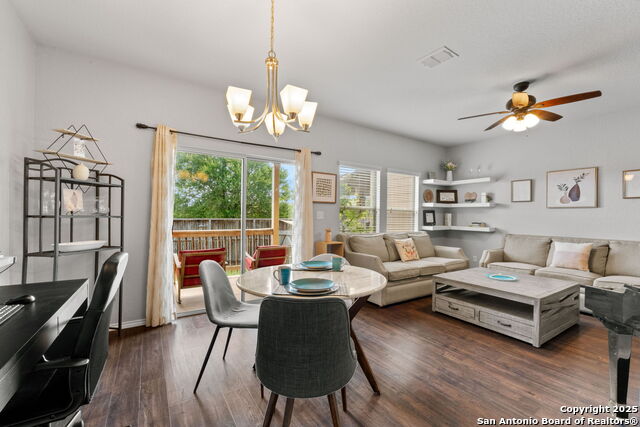 Listing photo id 9 for 27134 Villa Toscana