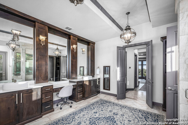 Image 21 of 42 For 2330 Occidente