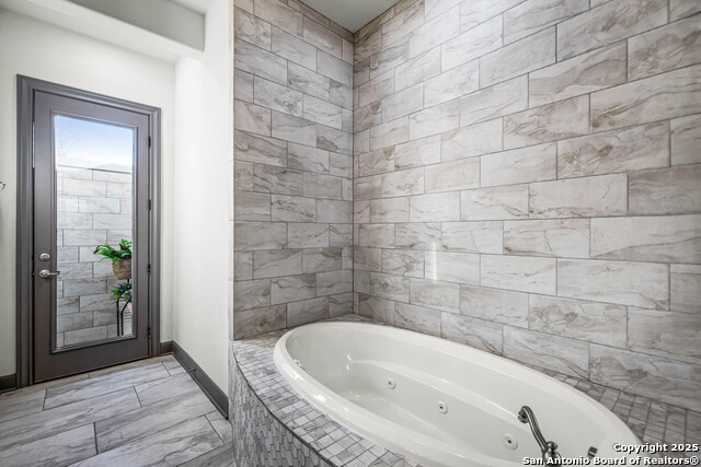 Image 24 of 42 For 2330 Occidente