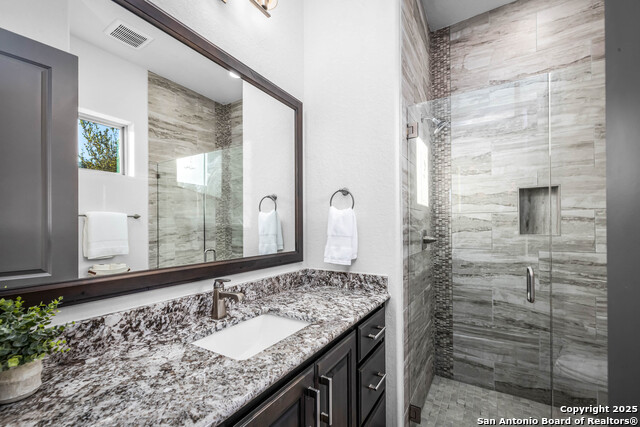 Image 38 of 42 For 2330 Occidente