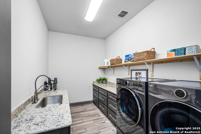 Image 39 of 42 For 2330 Occidente