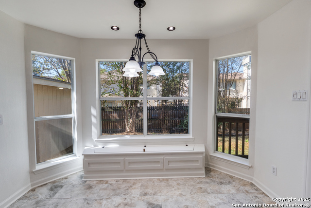 Image 11 of 28 For 21123 Marin Hls