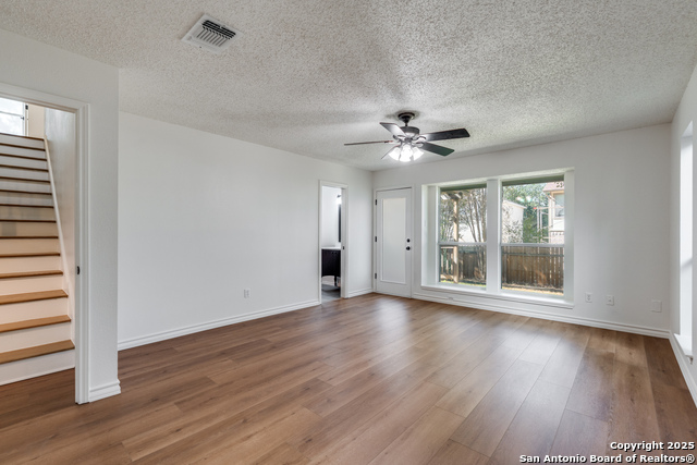 Image 12 of 28 For 21123 Marin Hls