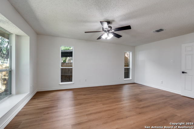 Image 13 of 28 For 21123 Marin Hls