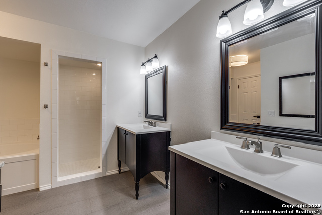 Image 15 of 28 For 21123 Marin Hls