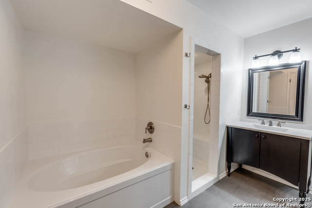 Image 16 of 28 For 21123 Marin Hls