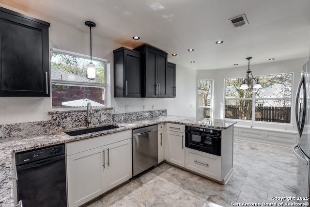 Image 8 of 28 For 21123 Marin Hls