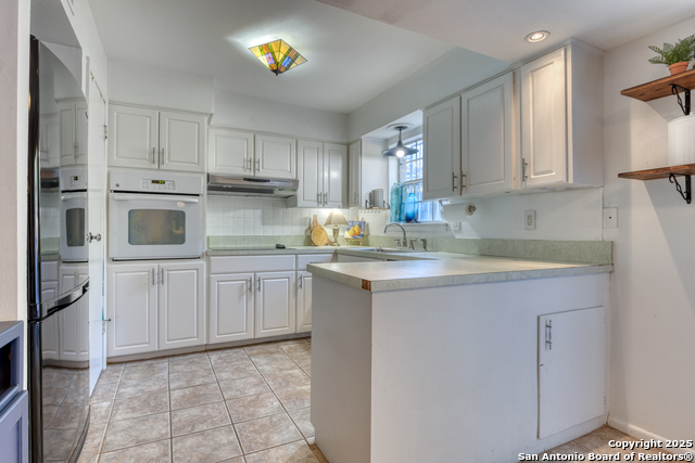 Image 8 of 30 For 8715 Starcrest  58