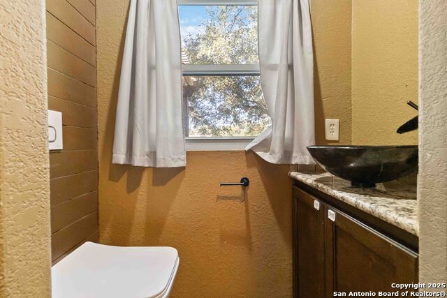 Image 10 of 22 For 1503 Lakeview