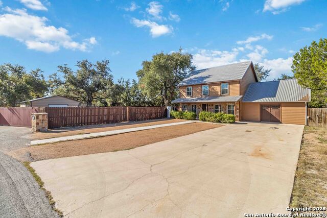 Image 2 of 22 For 1503 Lakeview