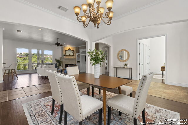 Image 12 of 59 For 22415 Roan Forest