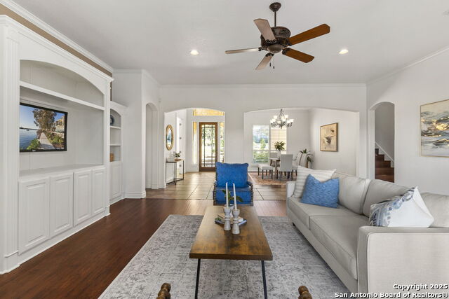 Image 8 of 59 For 22415 Roan Forest