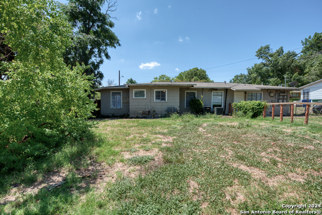 Image 14 of 17 For 815 Rittiman