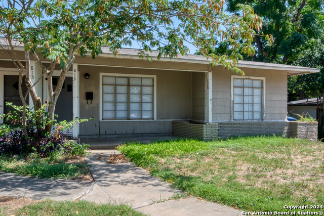 Image 2 of 17 For 815 Rittiman