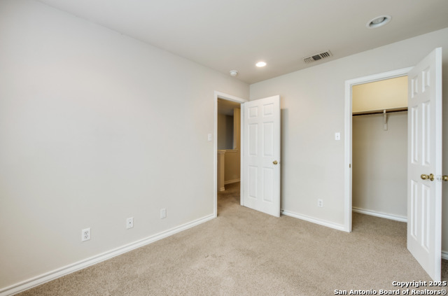 Image 10 of 15 For 7811 Kingsbury Wood 4