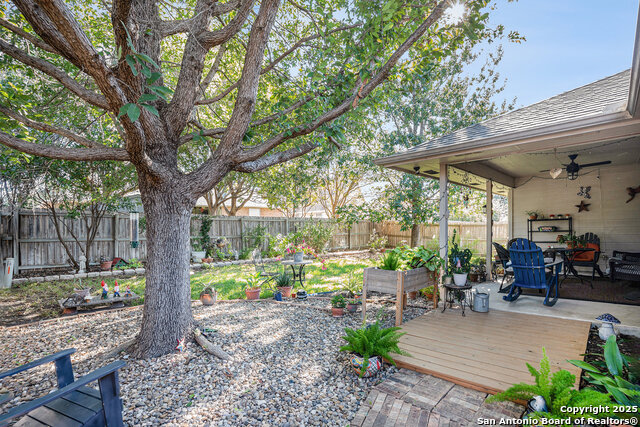 Listing photo id 22 for 2135 Bentwood