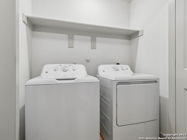 Image 9 of 17 For 10203 Tulipwood Run 101