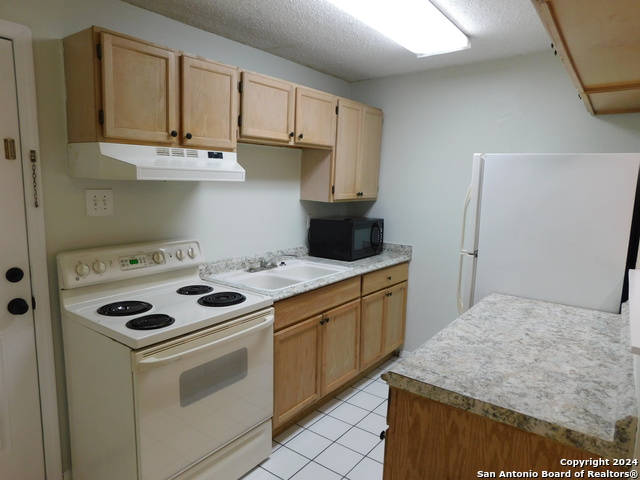 Image 6 of 16 For 801 Rittiman B