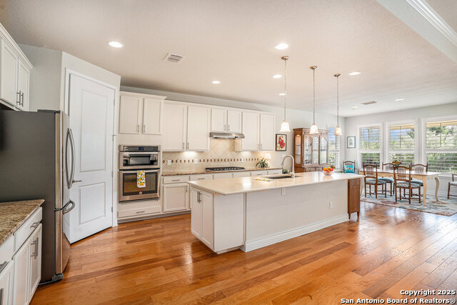 Image 13 of 34 For 4014 Hillglen