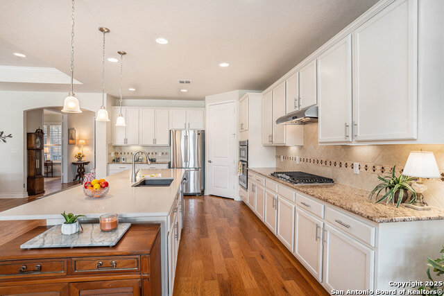 Image 15 of 34 For 4014 Hillglen