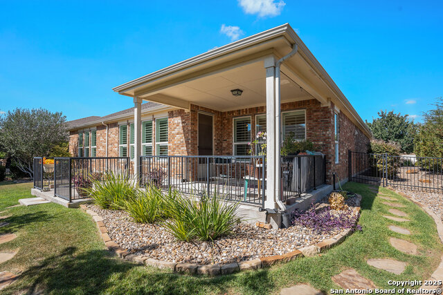 Image 32 of 34 For 4014 Hillglen