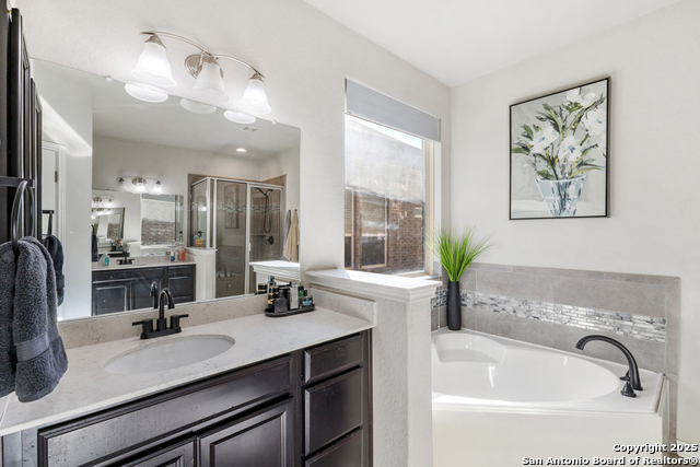 Image 18 of 38 For 10515 Cima  