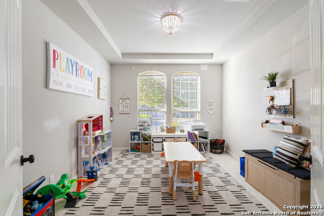 Image 22 of 38 For 10515 Cima  