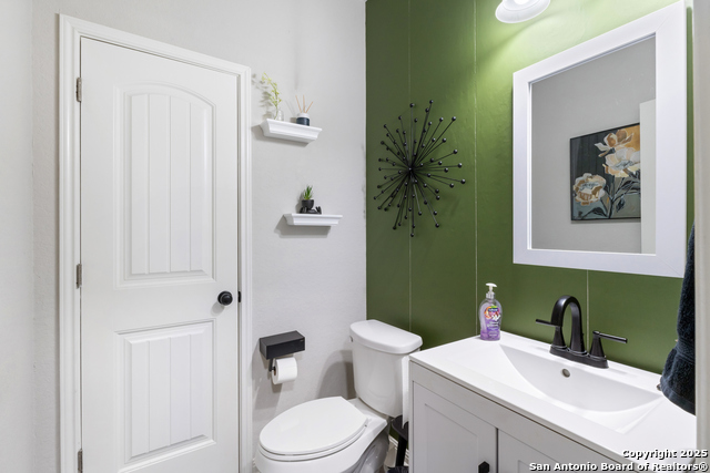 Image 24 of 38 For 10515 Cima  