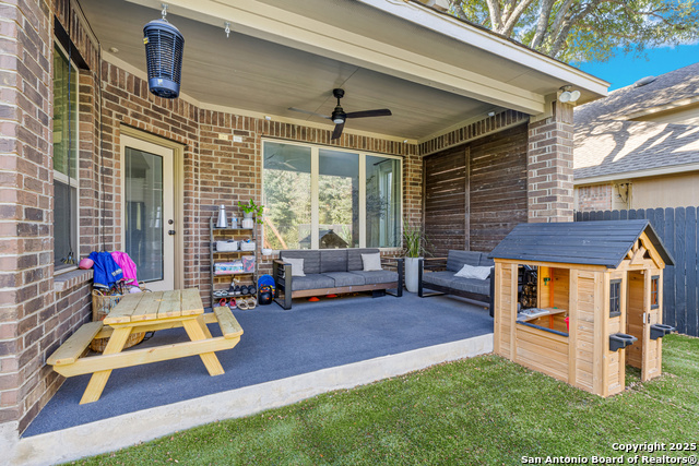 Image 33 of 38 For 10515 Cima  