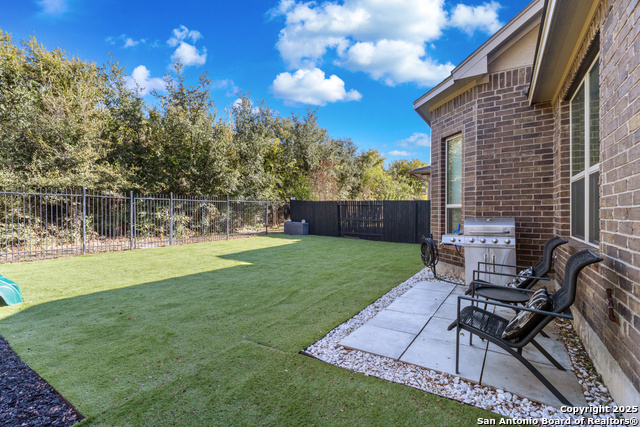 Image 34 of 38 For 10515 Cima  