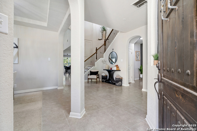 Image 5 of 38 For 10515 Cima  