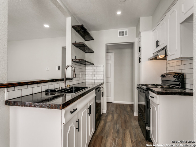 Image 7 of 15 For 1045 Shook Avenue 120  120