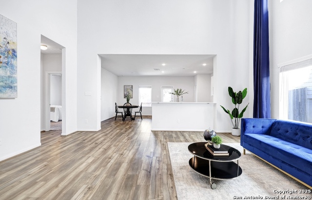 Image 3 of 22 For 2625 Lupton Leap