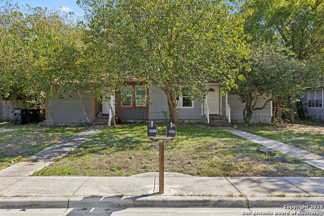 Listing photo id 0 for 1030-1032 Haynes