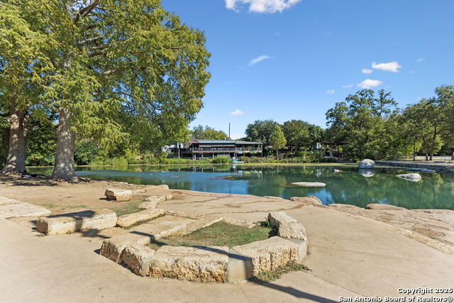 Listing photo id 19 for 1030-1032 Haynes