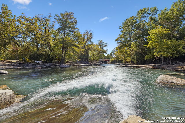 Listing photo id 21 for 1030-1032 Haynes