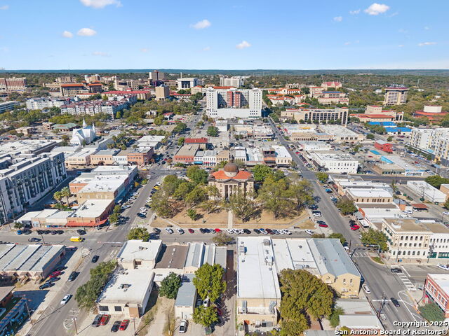 Listing photo id 25 for 1030-1032 Haynes