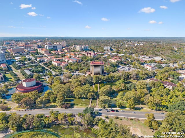 Listing photo id 26 for 1030-1032 Haynes