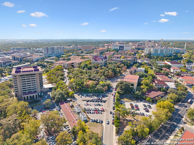 Listing photo id 27 for 1030-1032 Haynes