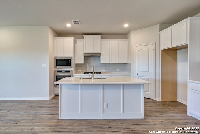 Image 6 of 22 For 2133 Shepards Street