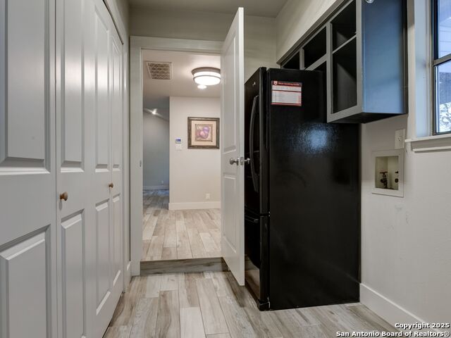 Image 28 of 41 For 7743 Mountain Trail