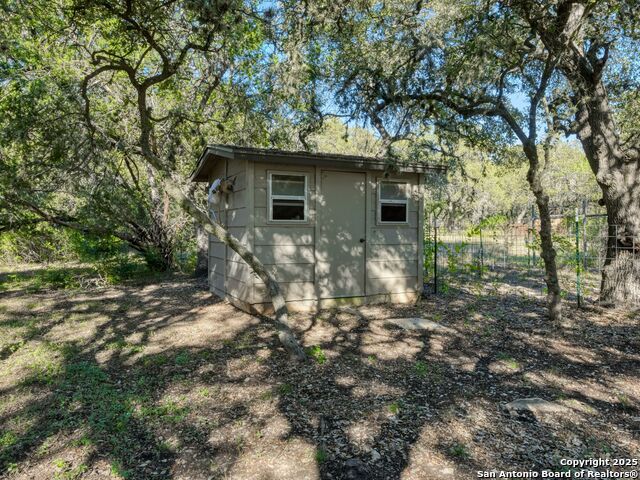 Image 38 of 41 For 7743 Mountain Trail