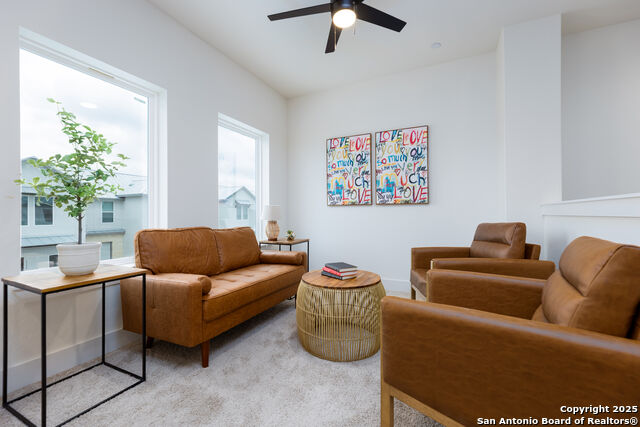 Image 13 of 22 For 2136 Paniolo